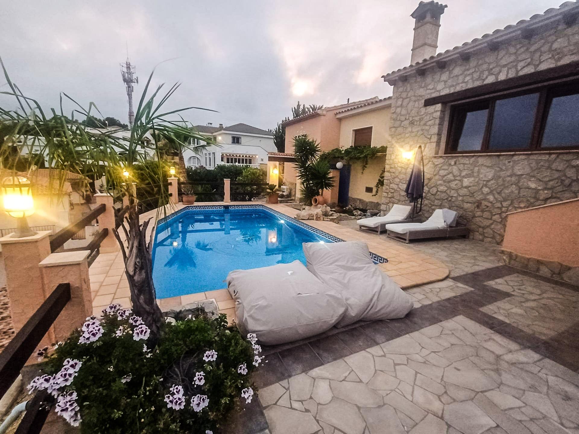 3 Bed, 2 Bath, HouseFor Sale, Alfas del Pi, Alicante