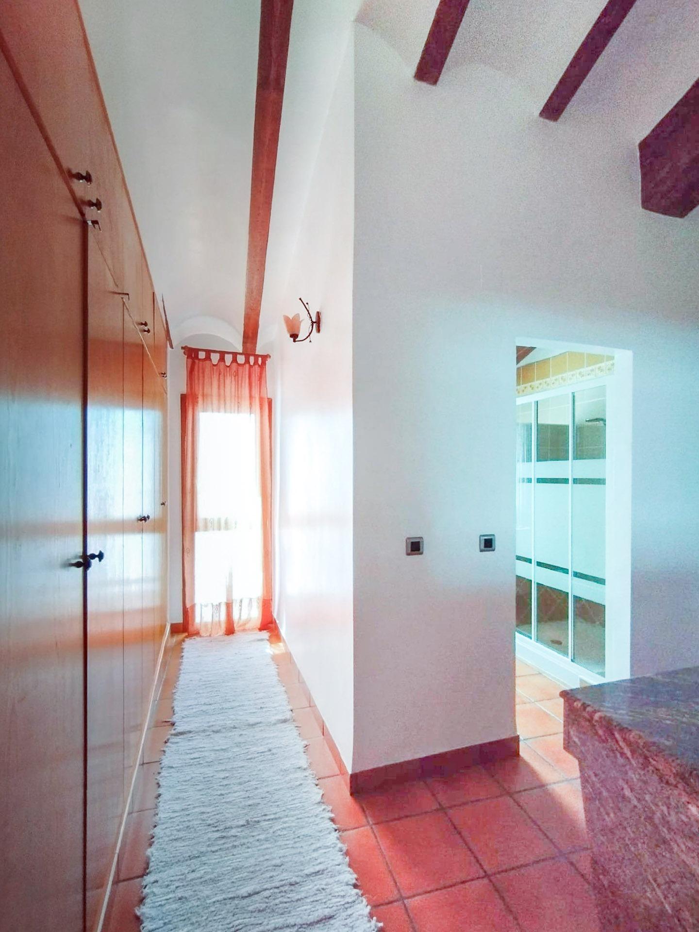 4 Bed, 3 Bath, HouseFor Sale, Alfas del Pi, Alicante