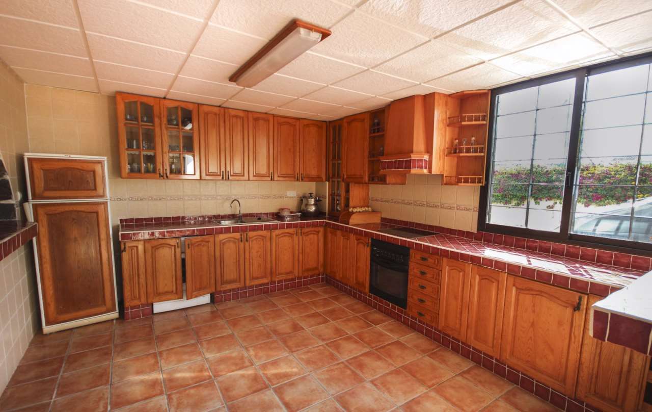 5 Bed, 4 Bath, HouseFor Sale, Benidorm, Alicante