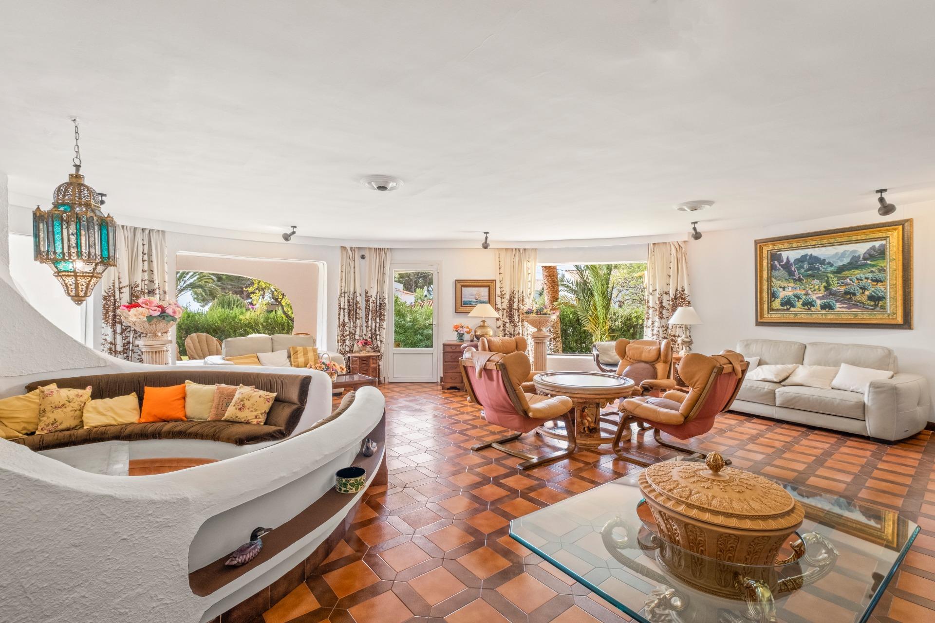 5 Bed, 4 Bath, HouseFor Sale, Altea, Alicante