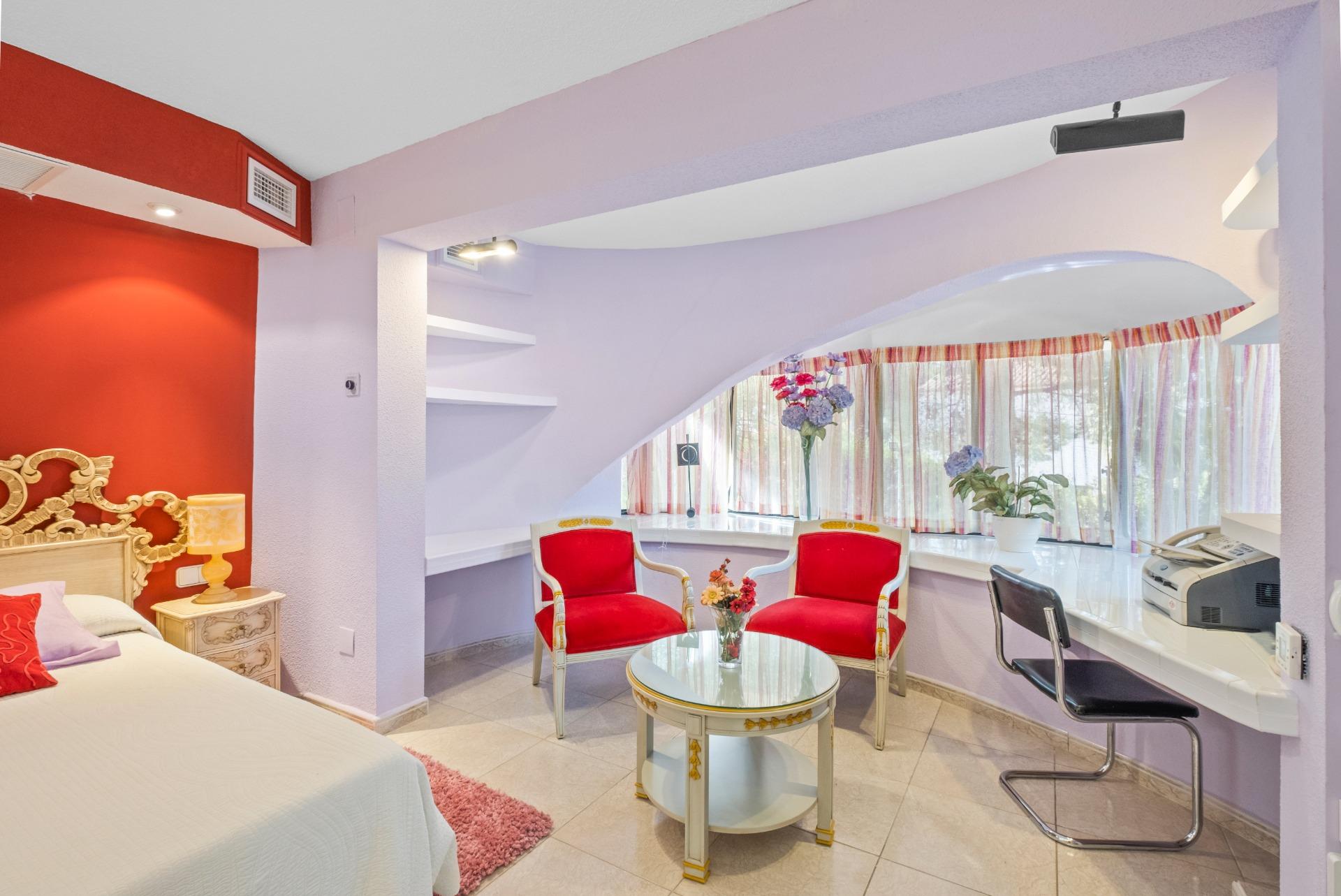 5 Bed, 4 Bath, HouseFor Sale, Altea, Alicante