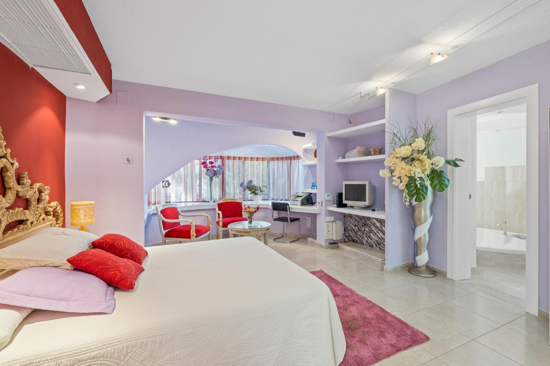 5 Bed, 4 Bath, HouseFor Sale, Altea, Alicante