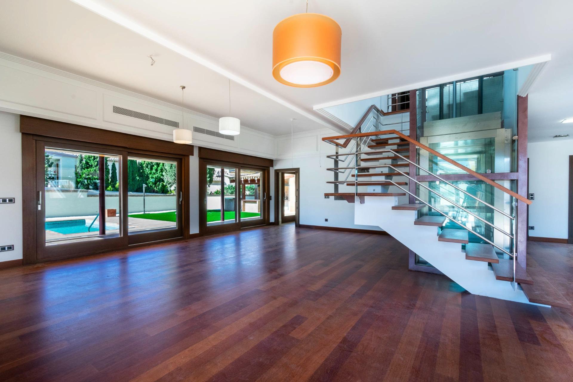 4 Bed, 2 Bath, HouseFor Sale, Alfas del Pi, Alicante