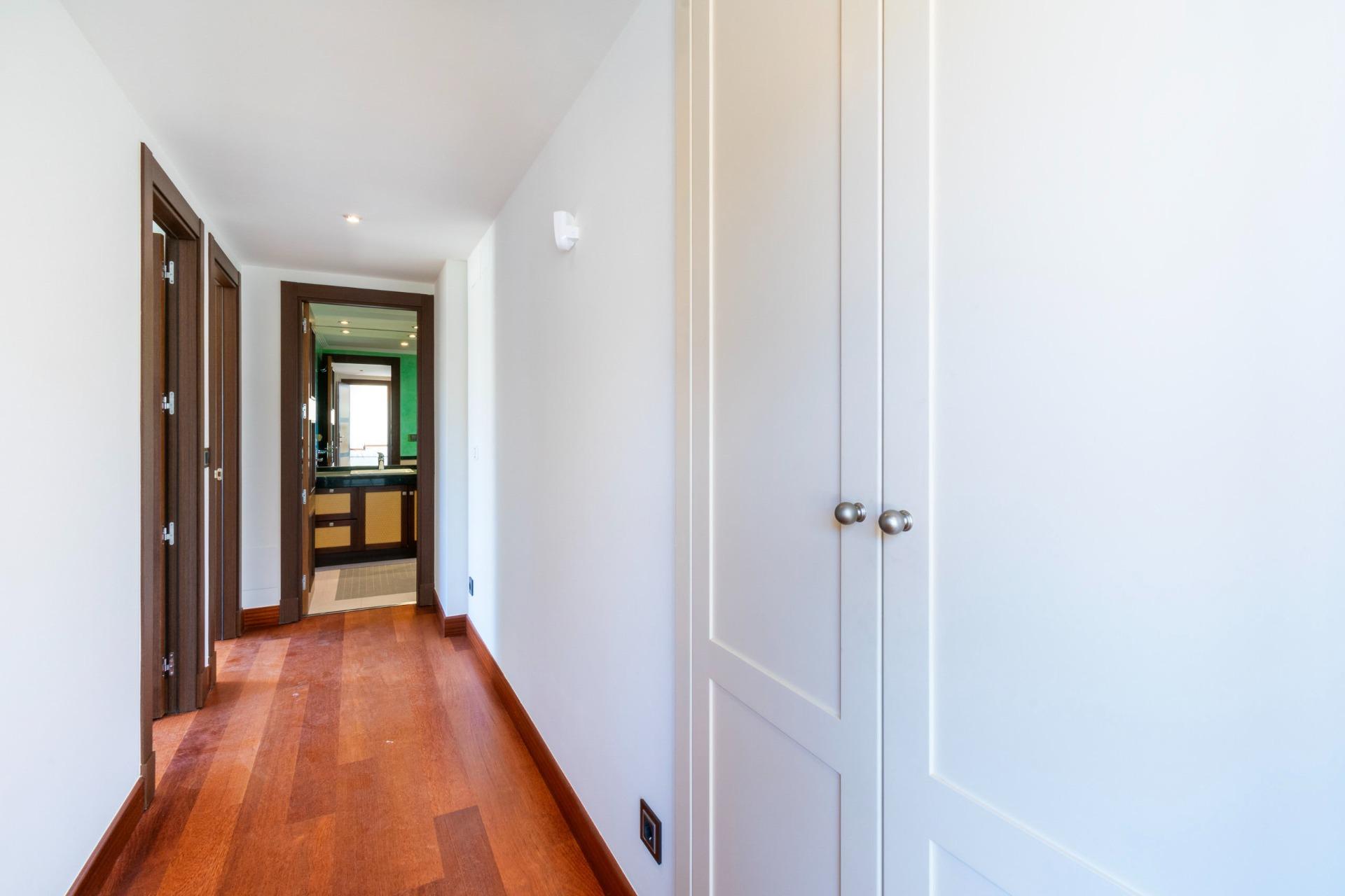 4 Bed, 2 Bath, HouseFor Sale, Alfas del Pi, Alicante