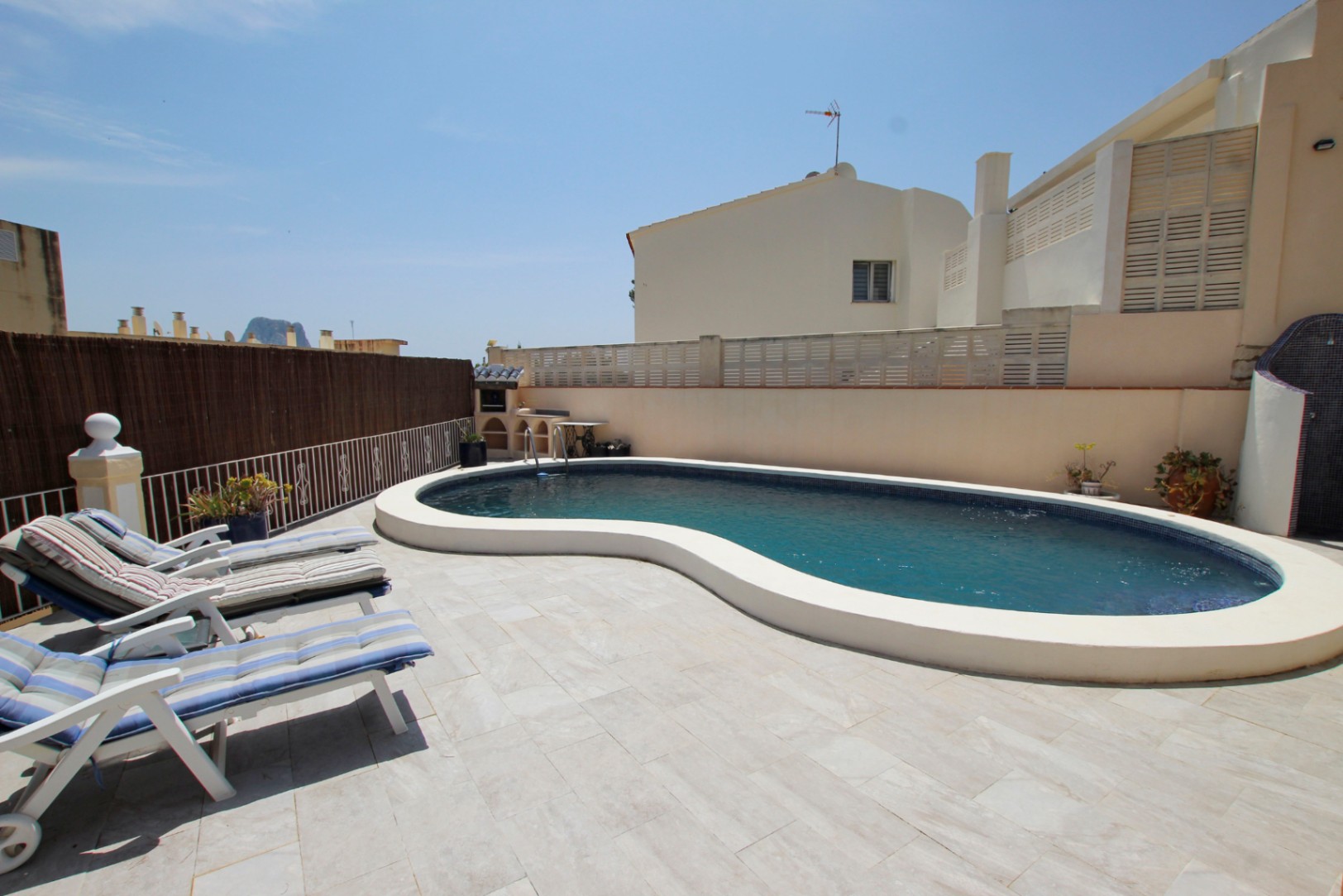 4 Bed, 2 Bath, HouseFor Sale, Calpe, Alicante