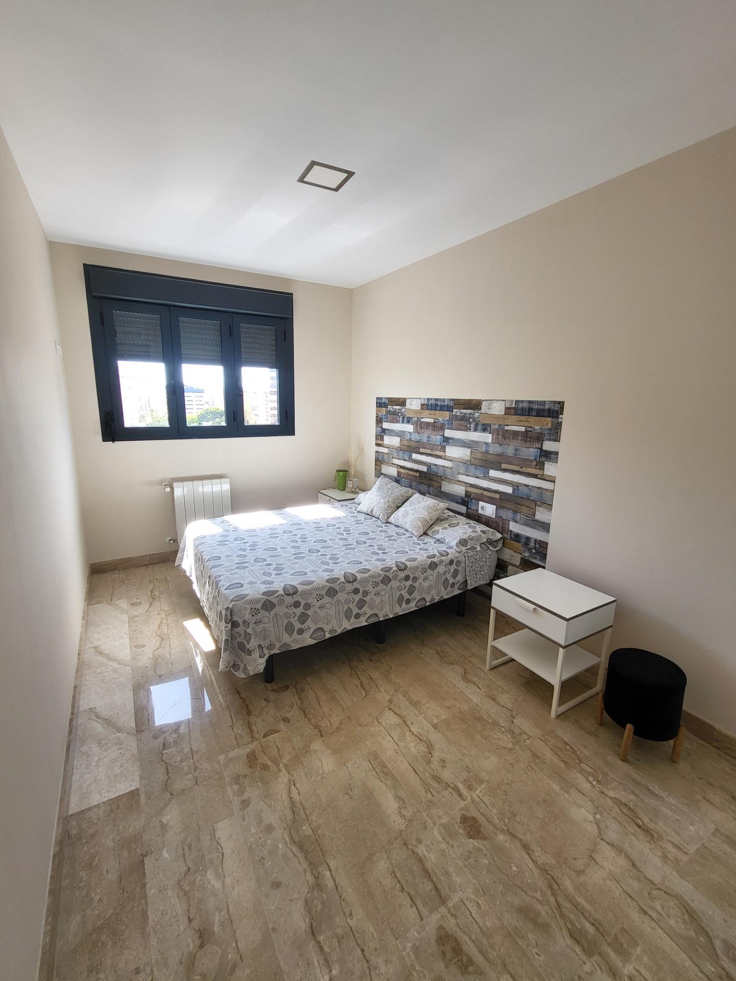 3 Bed, 2 Bath, ApartmentFor Sale, Alicante, Alicante