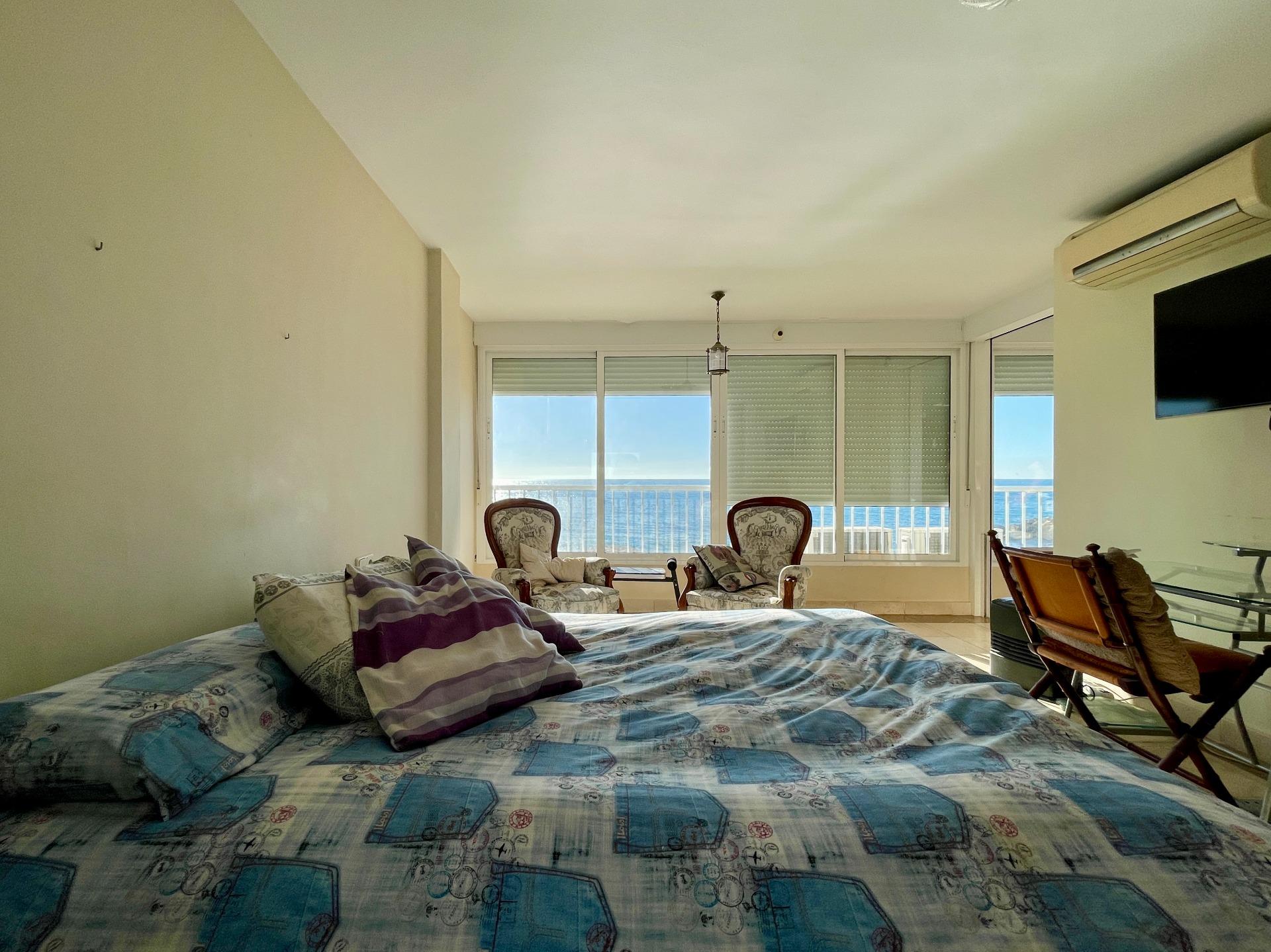 3 Bed, 2 Bath, ApartmentFor Sale, Alicante, Alicante