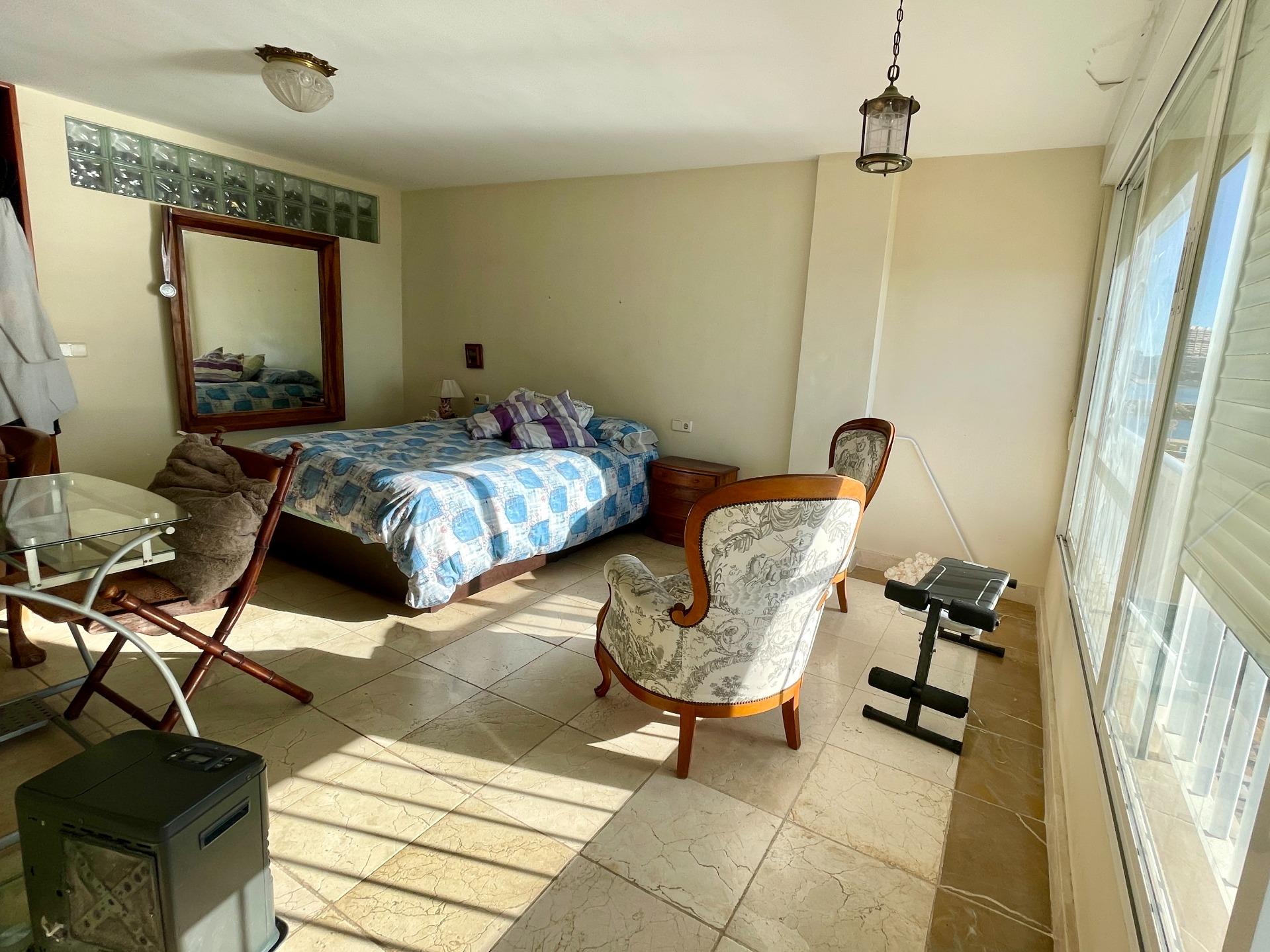 3 Bed, 2 Bath, ApartmentFor Sale, Alicante, Alicante