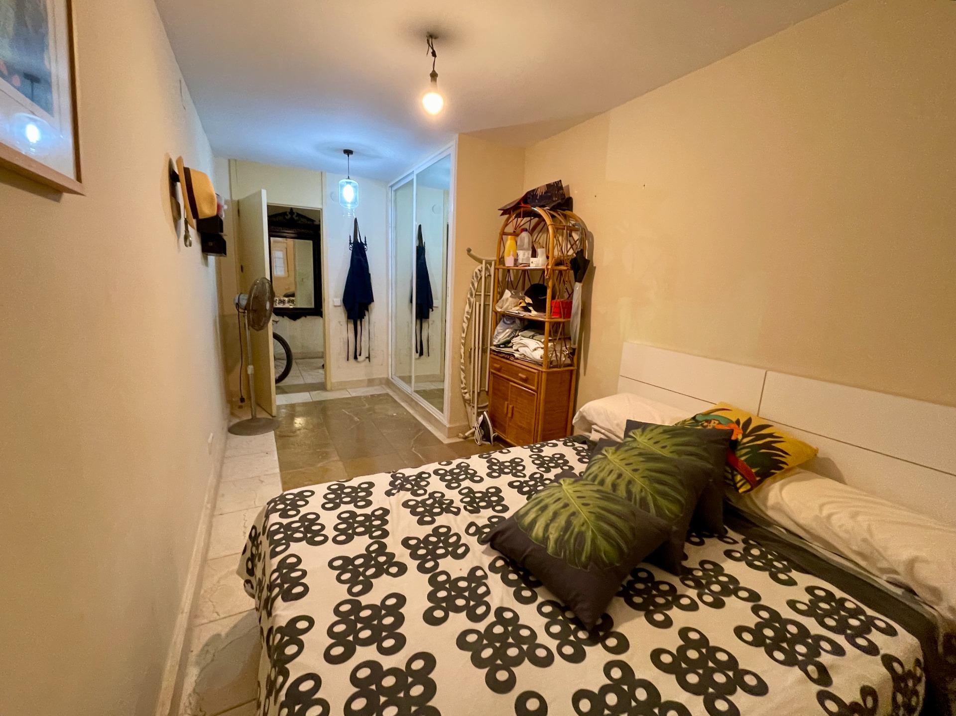 3 Bed, 2 Bath, ApartmentFor Sale, Alicante, Alicante