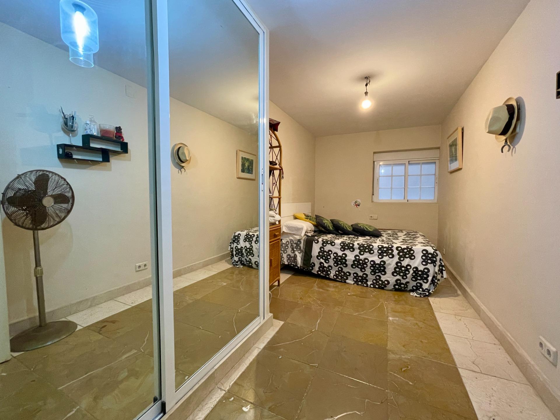 3 Bed, 2 Bath, ApartmentFor Sale, Alicante, Alicante