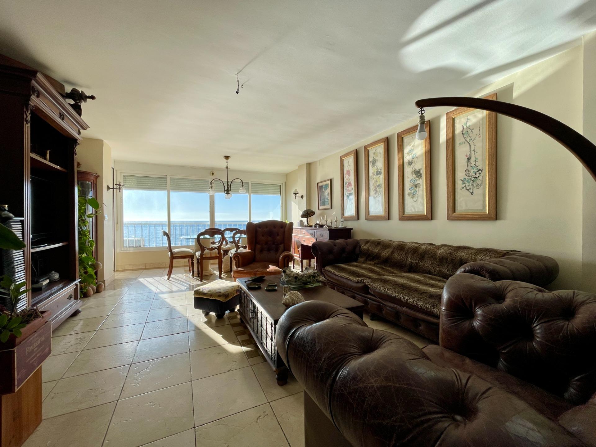 3 Bed, 2 Bath, ApartmentFor Sale, Alicante, Alicante