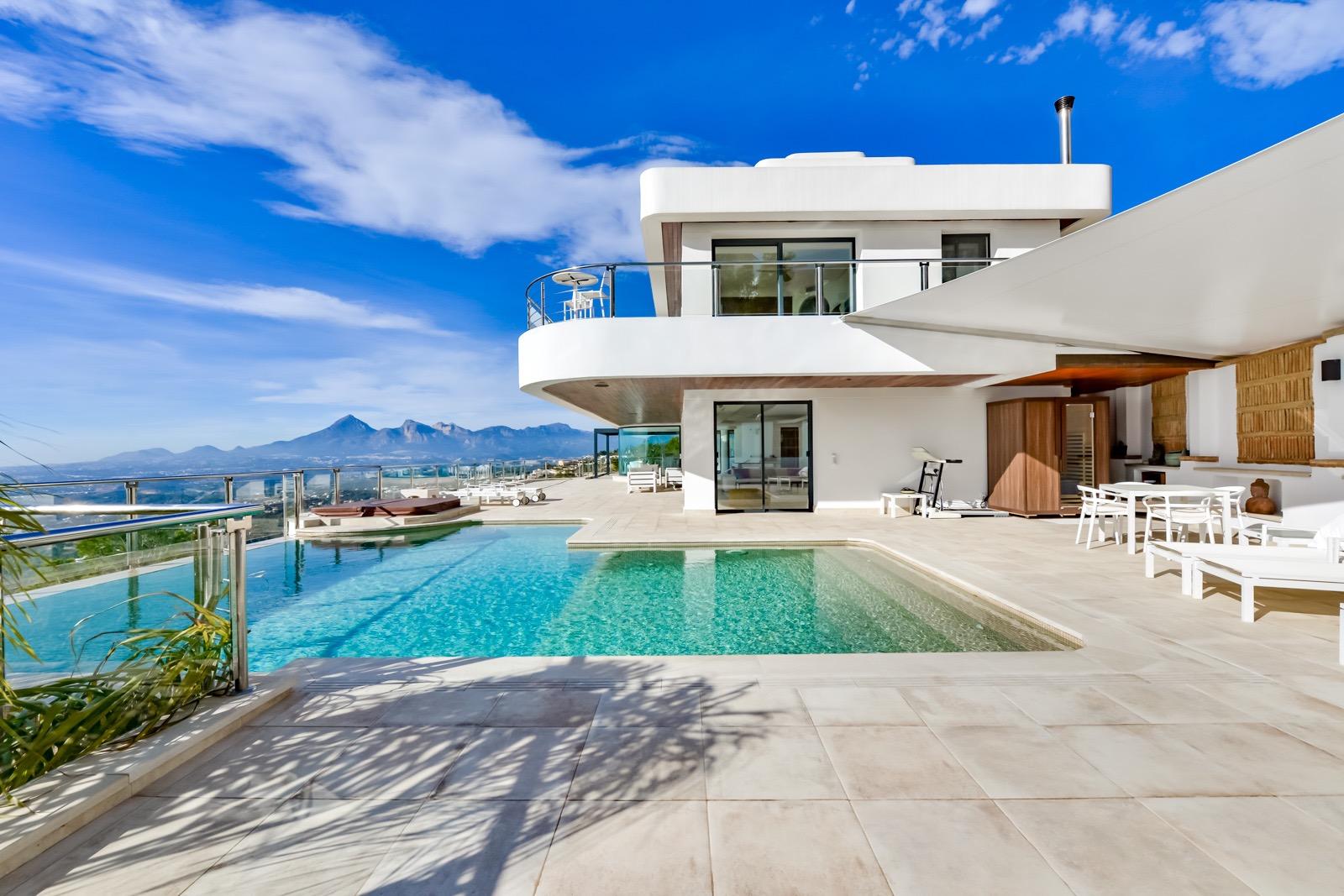 7 Bed, 8 Bath, HouseFor Sale, Altea, Alicante