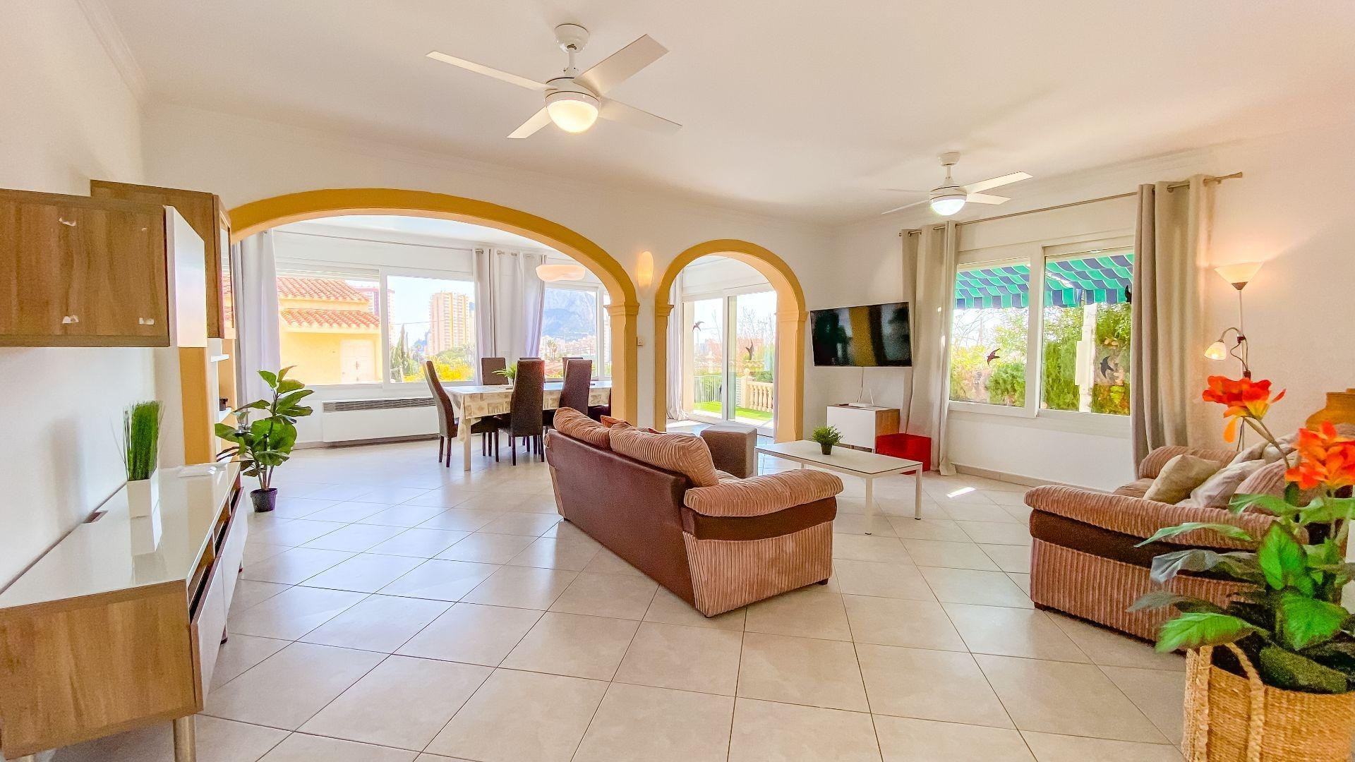 3 Bed, 2 Bath, HouseFor Sale, Calpe, Alicante