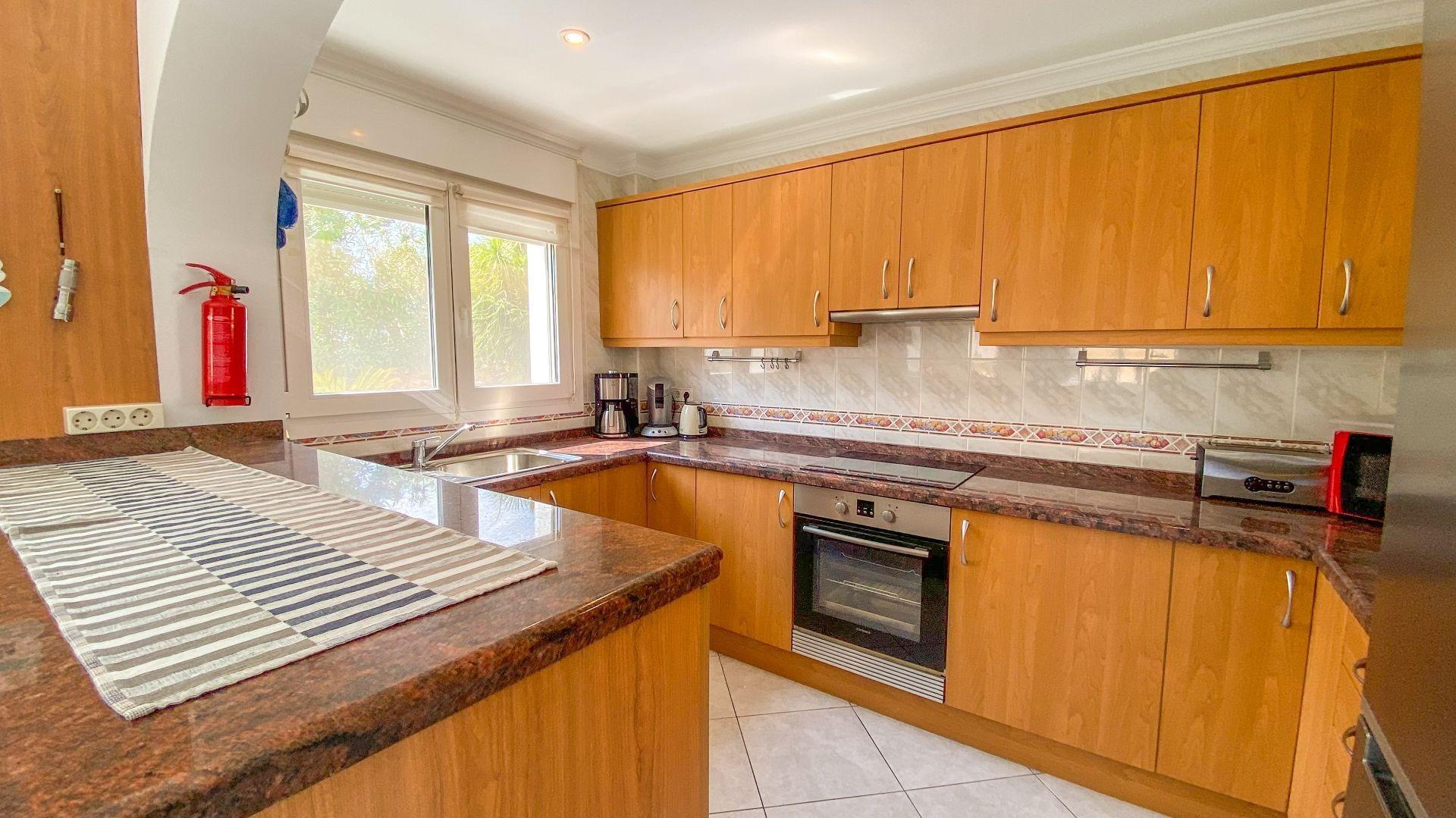 3 Bed, 2 Bath, HouseFor Sale, Calpe, Alicante