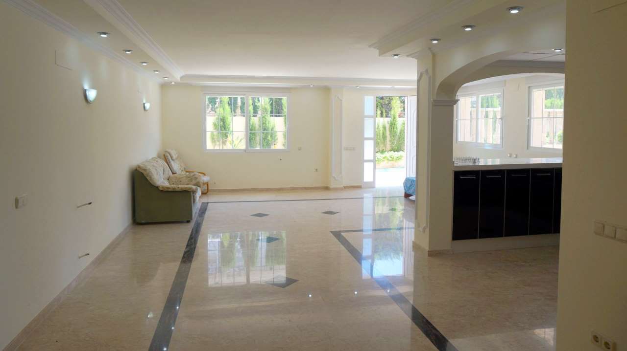 12 Bed, 7 Bath, HouseFor Sale, Alfas del Pi, Alicante