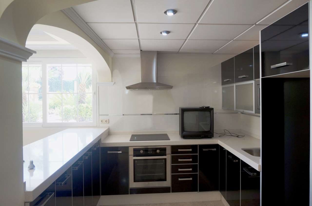 12 Bed, 7 Bath, HouseFor Sale, Alfas del Pi, Alicante