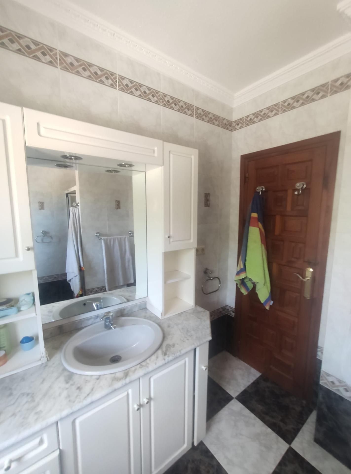 4 Bed, 3 Bath, HouseFor Sale, Calpe, Alicante