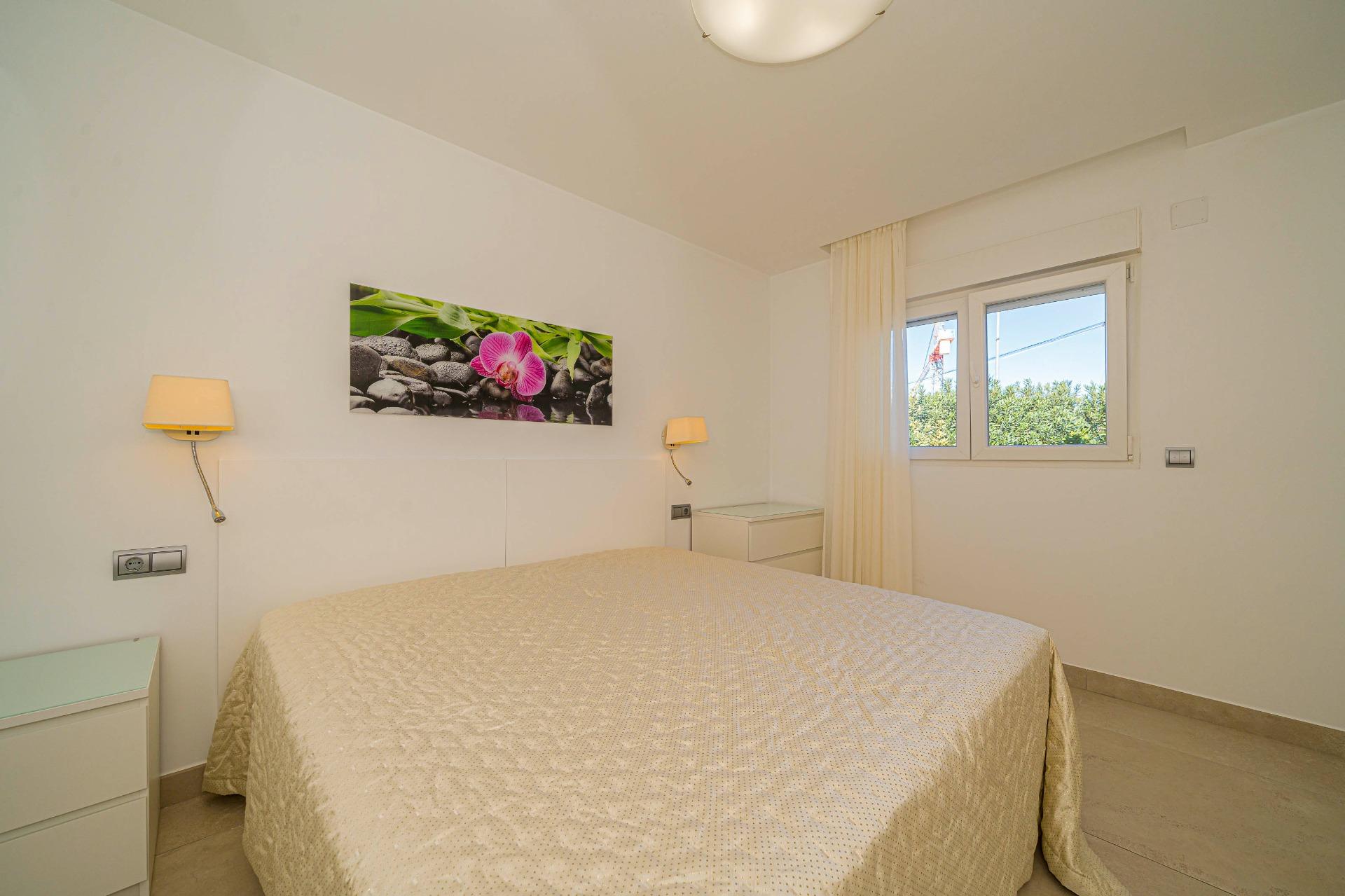 4 Bed, 3 Bath, HouseFor Sale, Alfas del Pi, Alicante