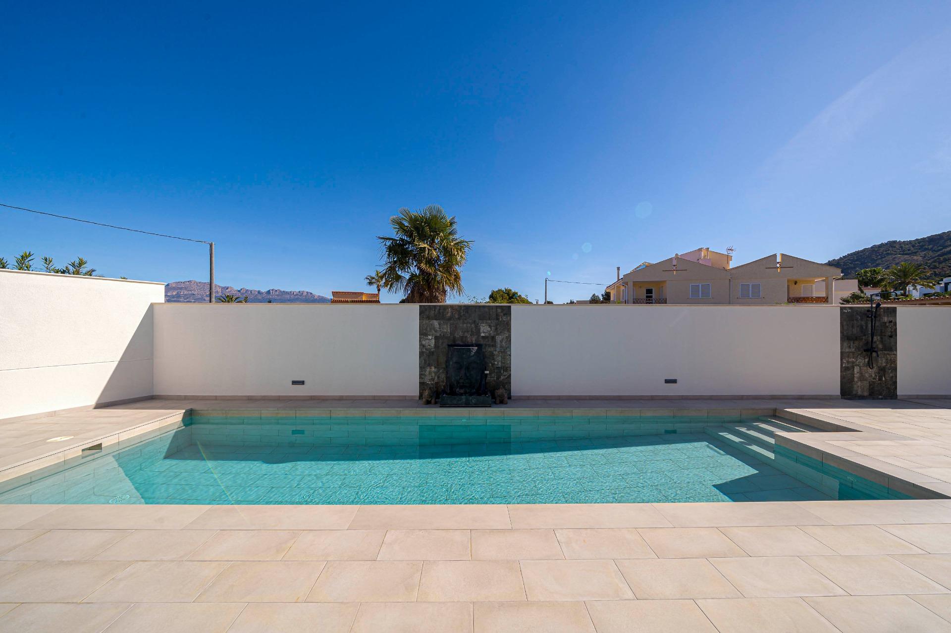 4 Bed, 3 Bath, HouseFor Sale, Alfas del Pi, Alicante