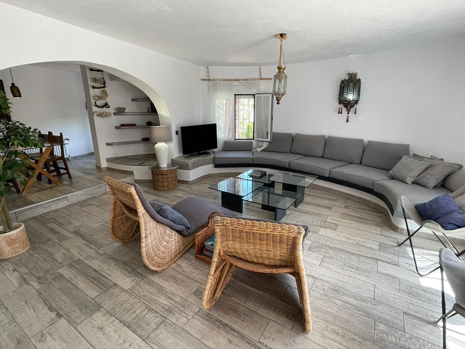 6 Bed, 3 Bath, HouseFor Sale, Calpe, Alicante