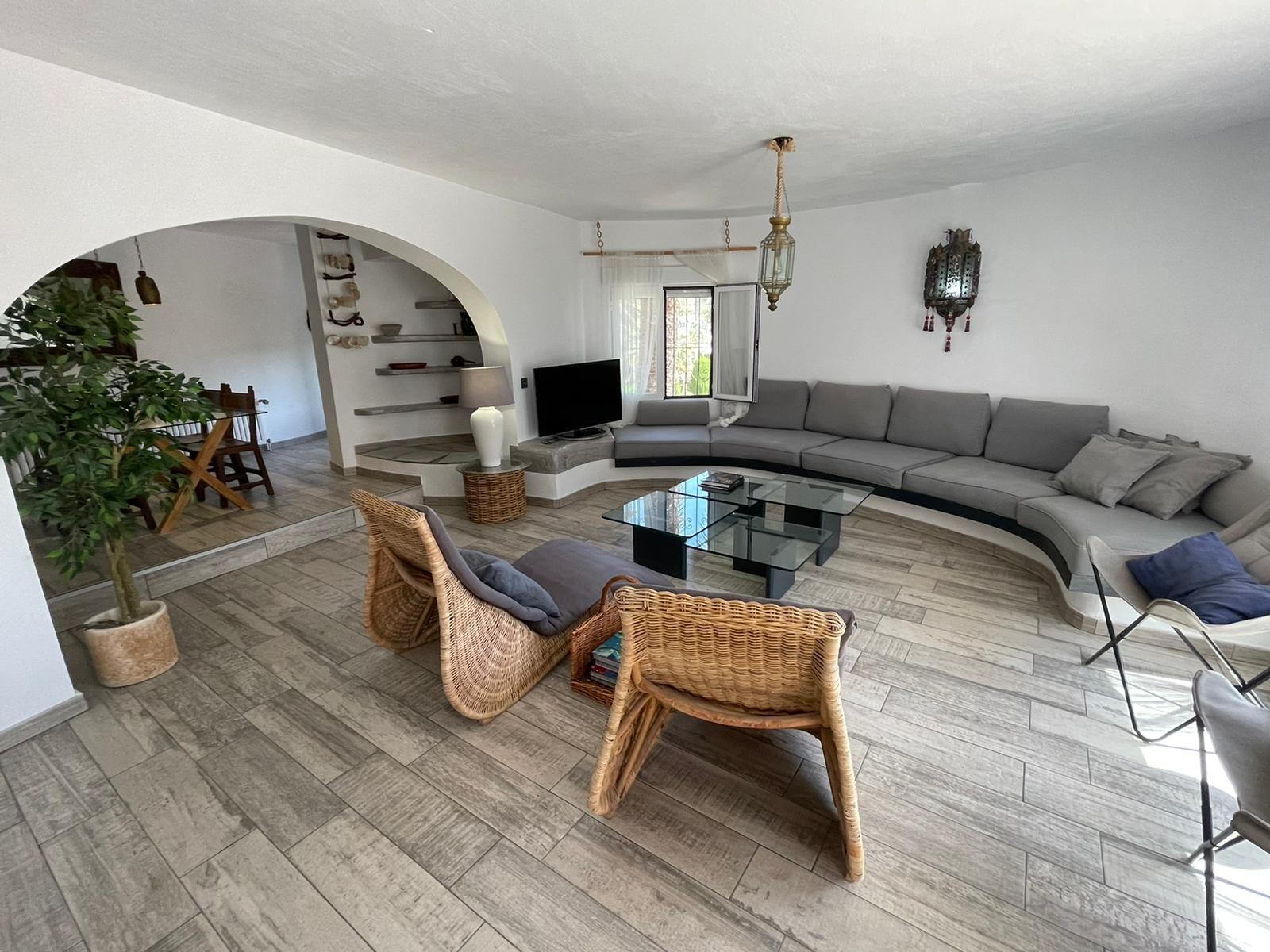 6 Bed, 3 Bath, HouseFor Sale, Calpe, Alicante