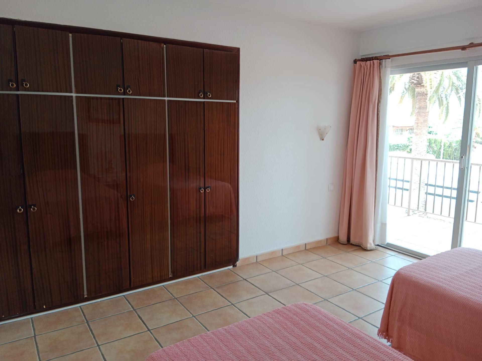 4 Bed, 2 Bath, HouseFor Sale, Alfas del Pi, Alicante