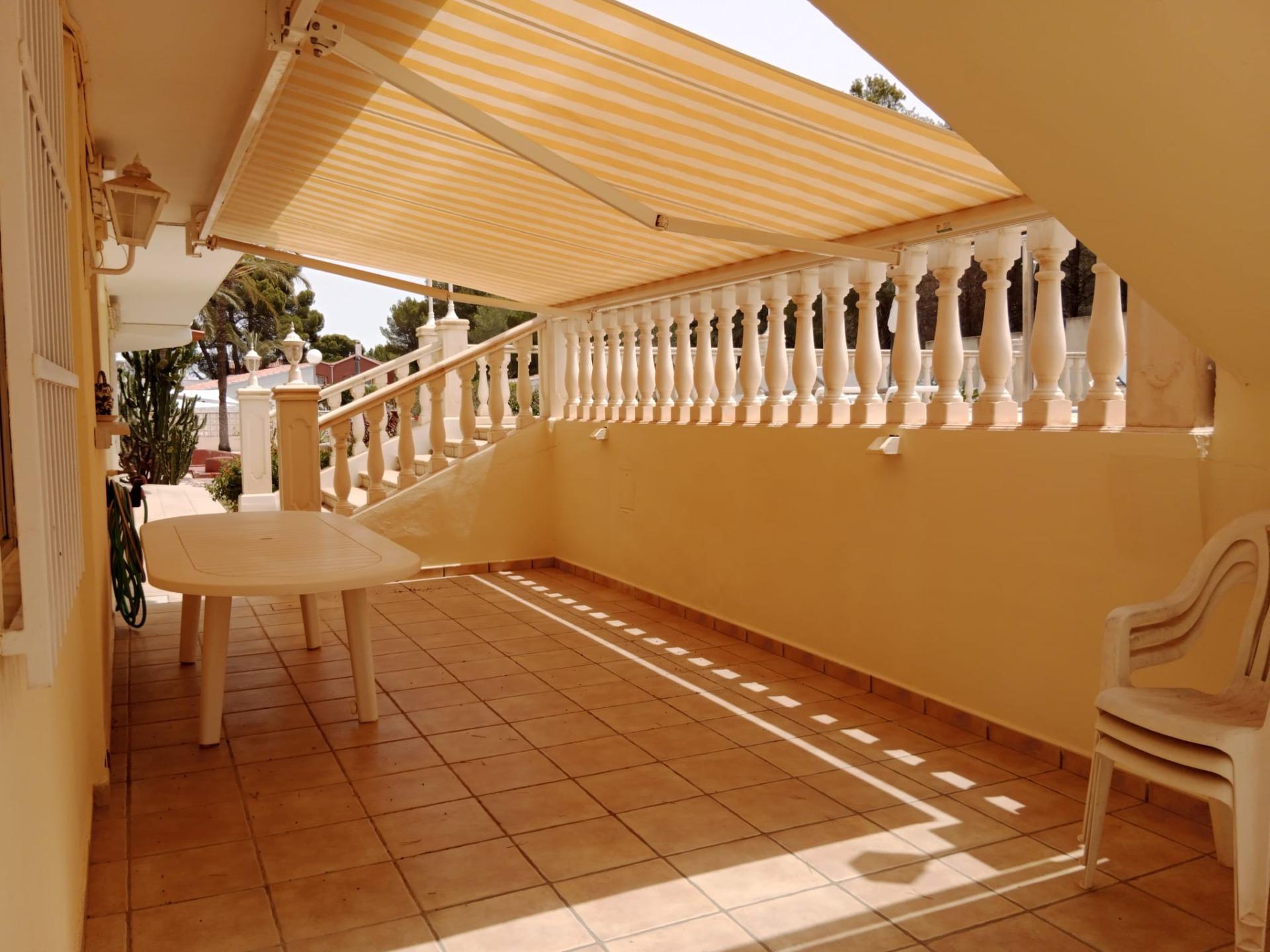 4 Bed, 2 Bath, HouseFor Sale, Alfas del Pi, Alicante
