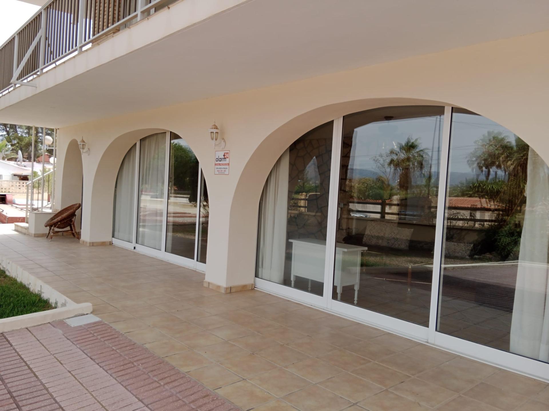 4 Bed, 2 Bath, HouseFor Sale, Alfas del Pi, Alicante