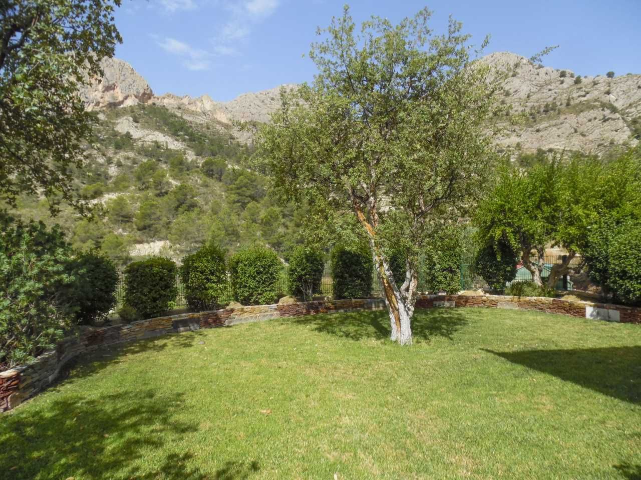 4 Bed, 3 Bath, HouseFor Sale, Finestrat, Alicante