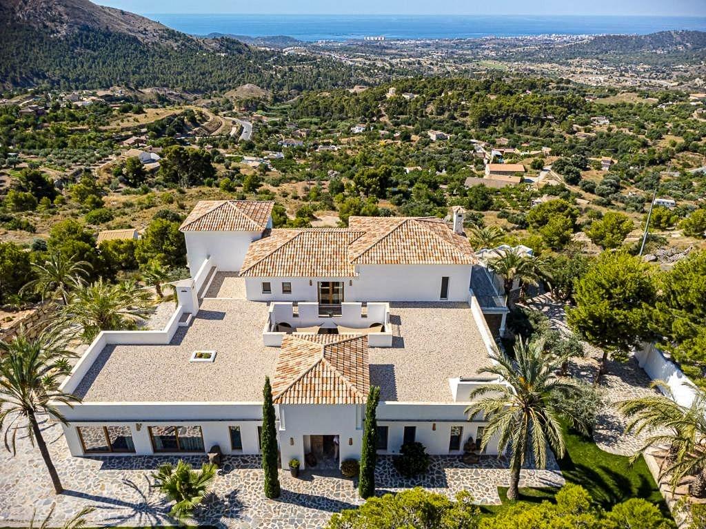 6 Bed, 4 Bath, HouseFor Sale, Finestrat, Alicante