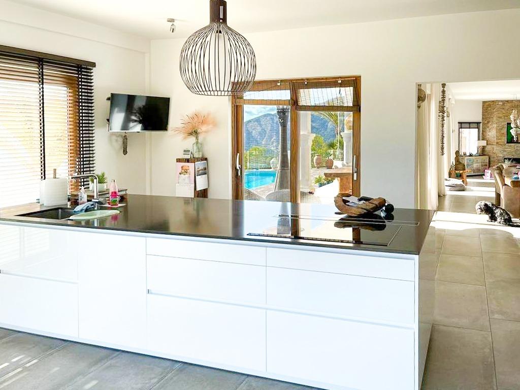 6 Bed, 4 Bath, HouseFor Sale, Finestrat, Alicante