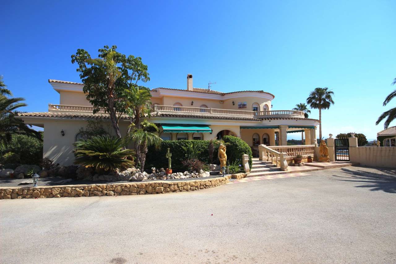 8 Bed, 6 Bath, HouseFor Sale, Alfas del Pi, Alicante