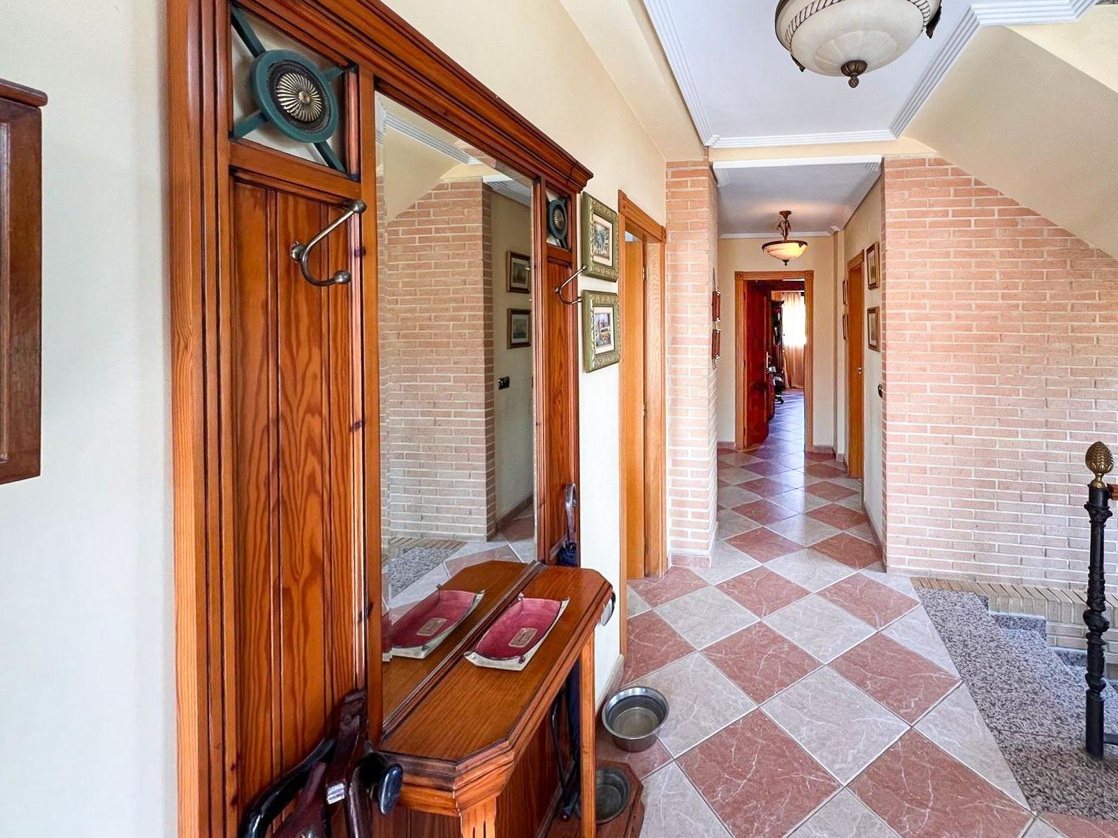 8 Bed, 5 Bath, HouseFor Sale, Benidorm, Alicante