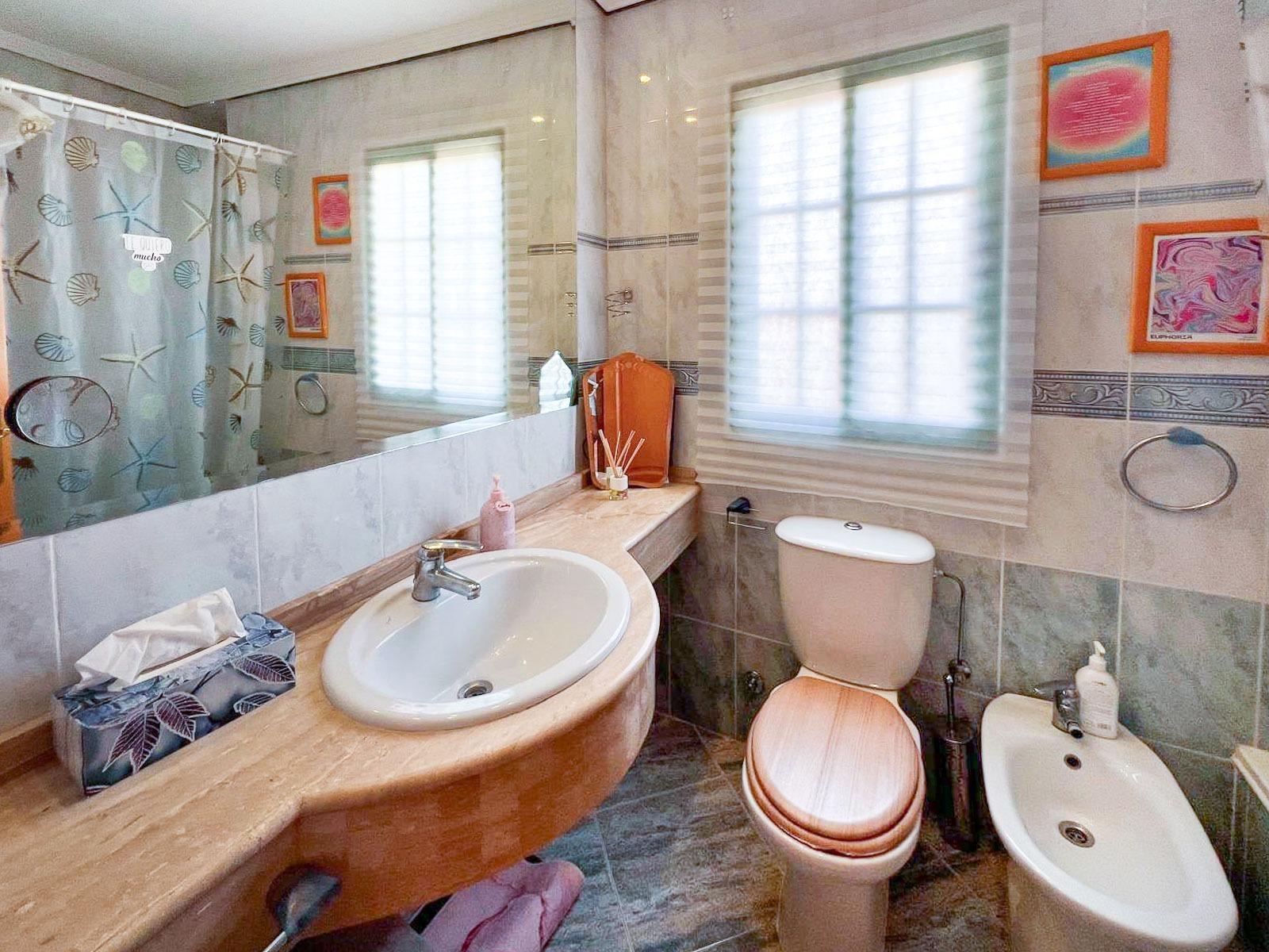 8 Bed, 5 Bath, HouseFor Sale, Benidorm, Alicante