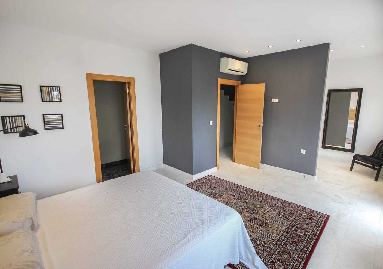 4 Bed, 4 Bath, HouseFor Sale, Alfas del Pi, Alicante