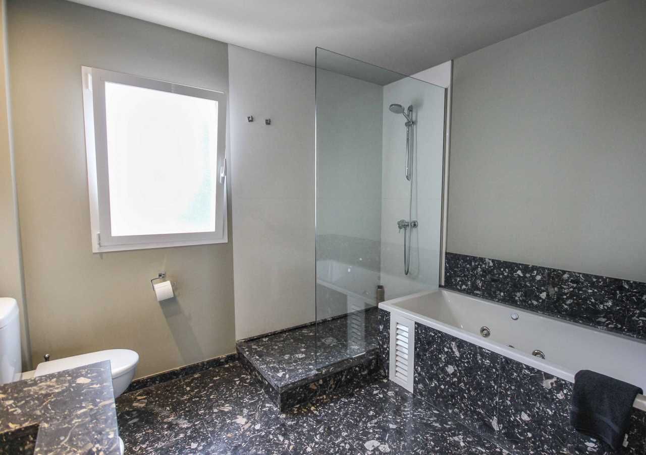 4 Bed, 4 Bath, HouseFor Sale, Alfas del Pi, Alicante