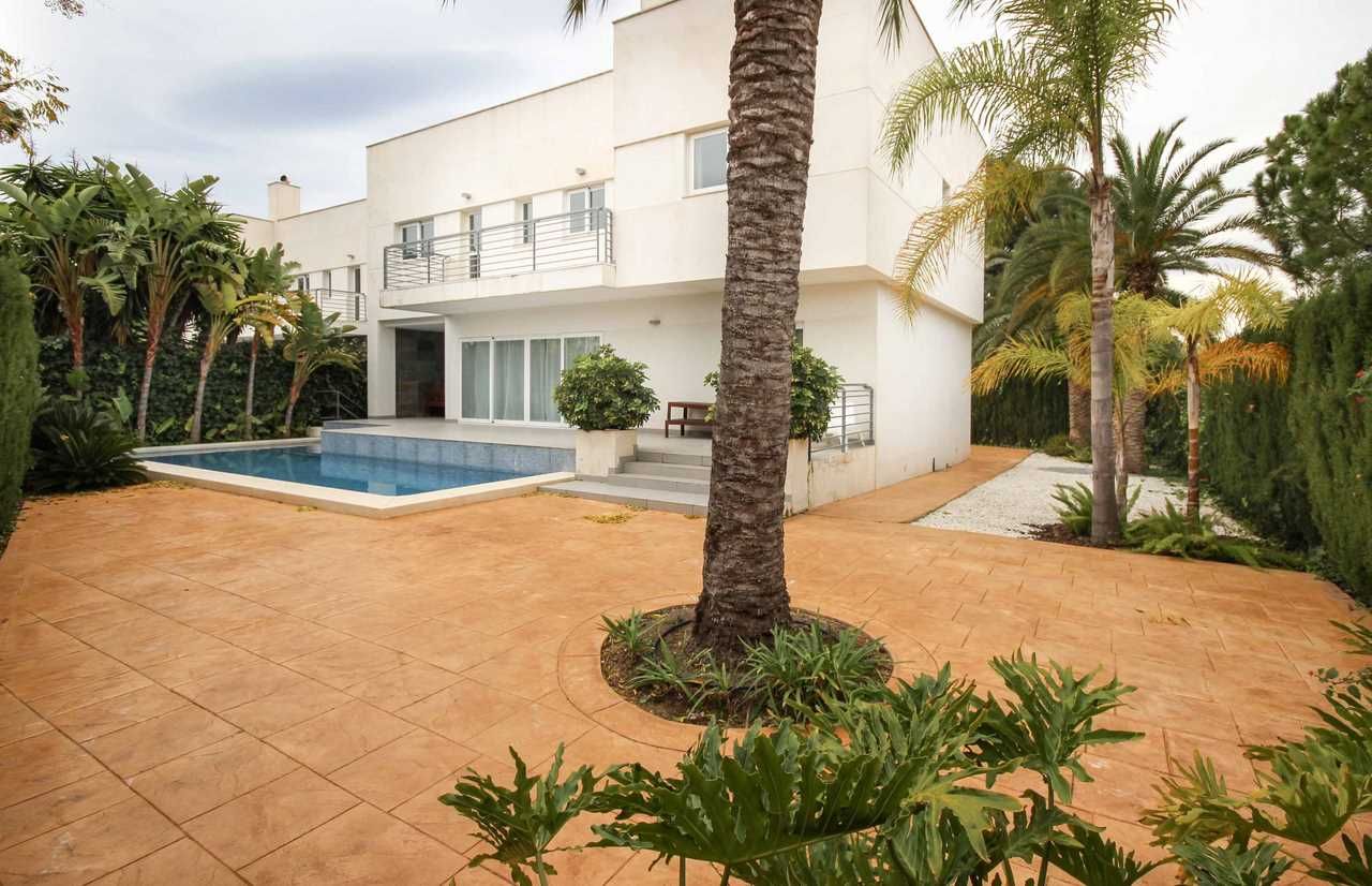 4 Bed, 4 Bath, HouseFor Sale, Alfas del Pi, Alicante