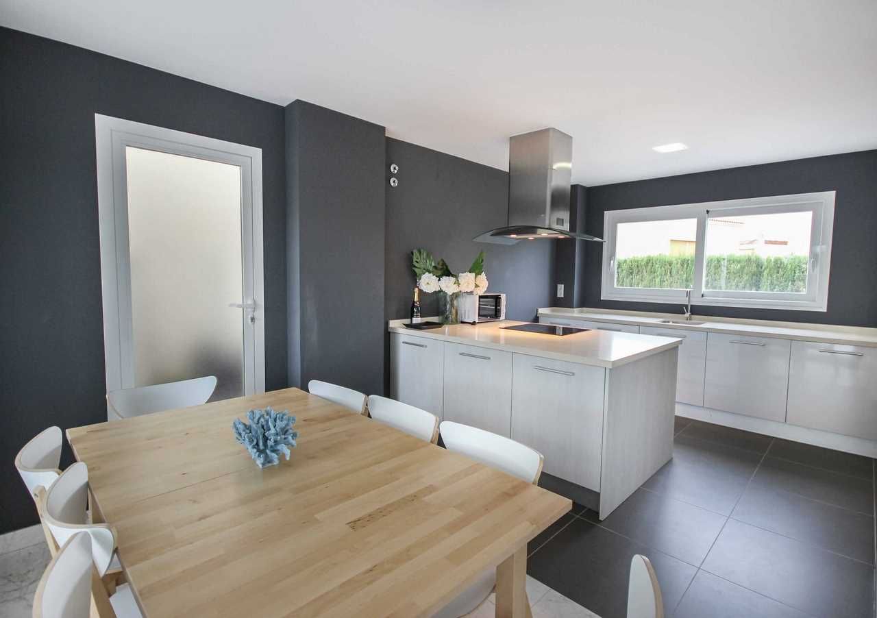 4 Bed, 4 Bath, HouseFor Sale, Alfas del Pi, Alicante