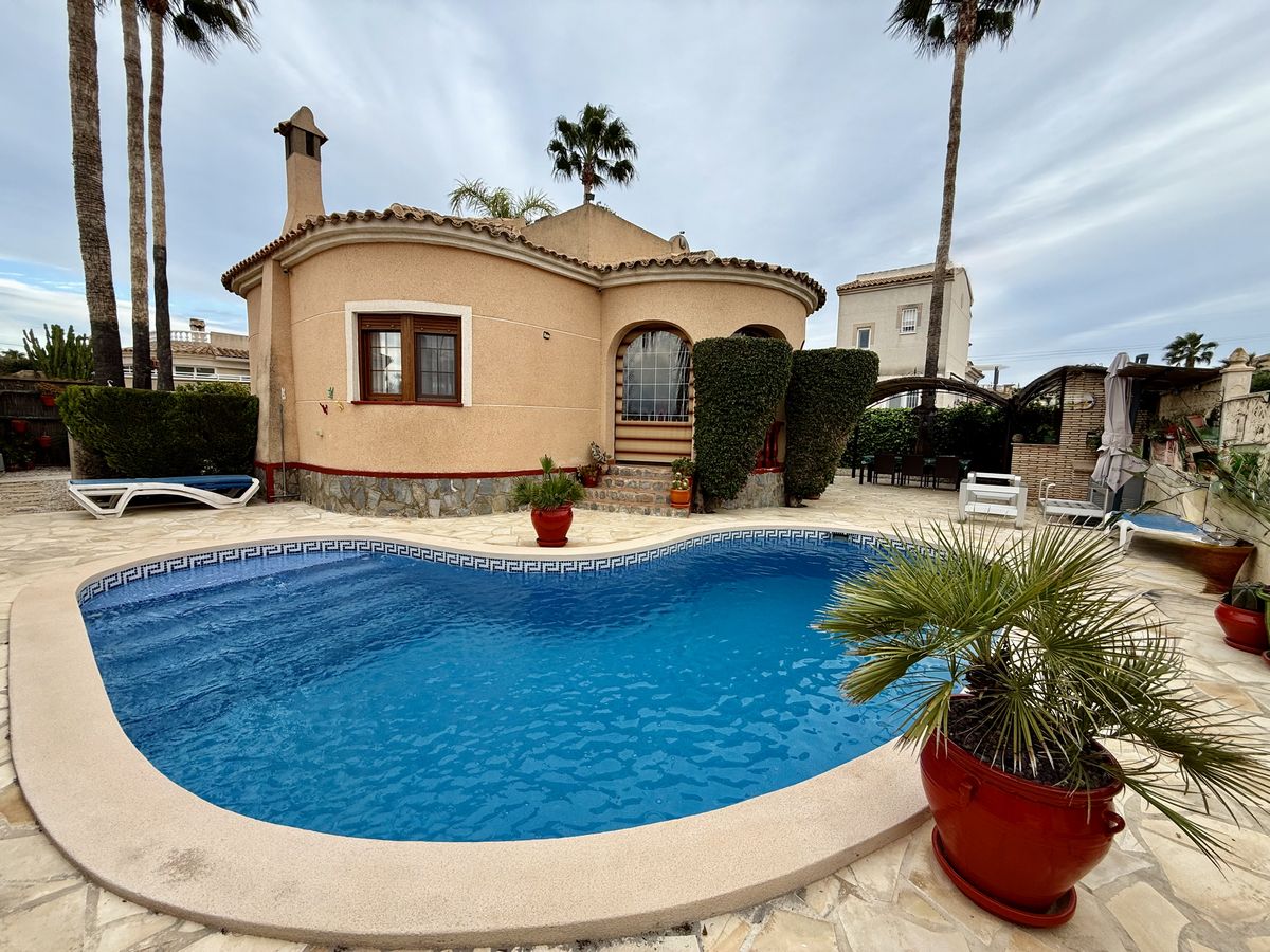 3 Bed, 2 Bath, HouseFor Sale, Benijofar, Alicante