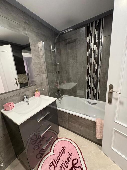 3 Bed, 2 Bath, ApartmentFor Sale, Playa Flamenca, Alicante