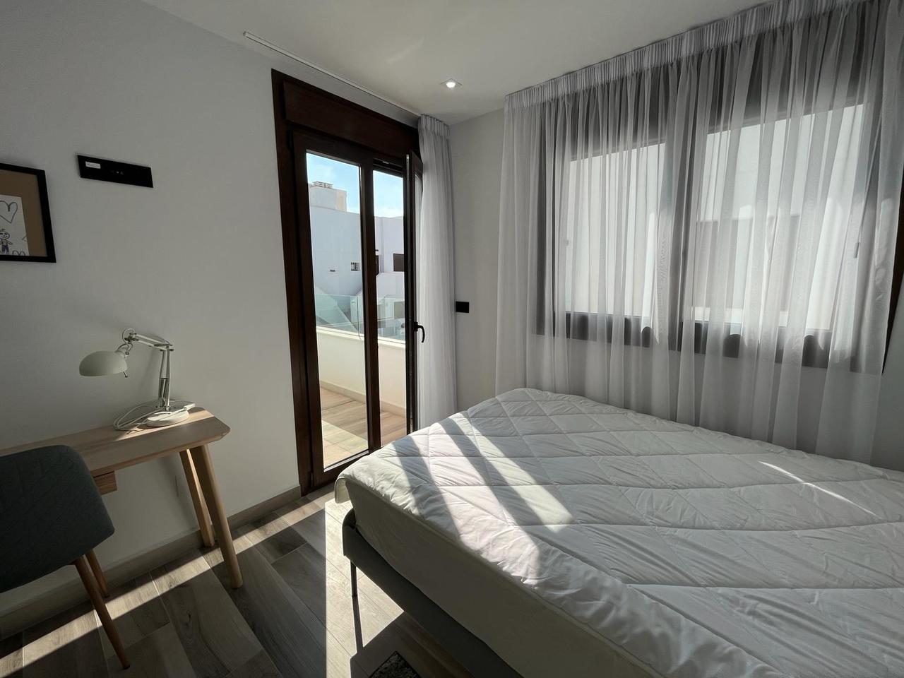 3 Bed, 4 Bath, HouseFor Sale, Los Balcones, Alicante