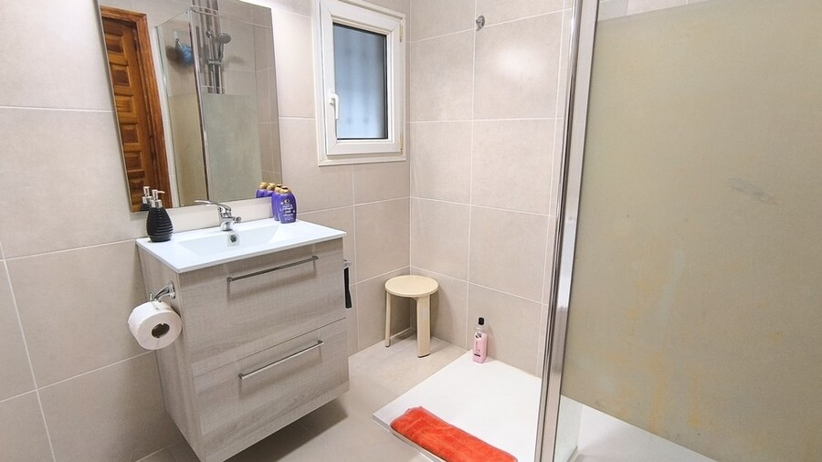 3 Bed, 2 Bath, HouseFor Sale, Torrevieja, Alicante