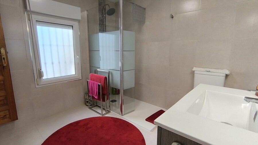 3 Bed, 2 Bath, HouseFor Sale, Torrevieja, Alicante