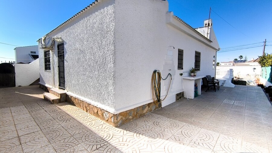 3 Bed, 2 Bath, HouseFor Sale, Torrevieja, Alicante