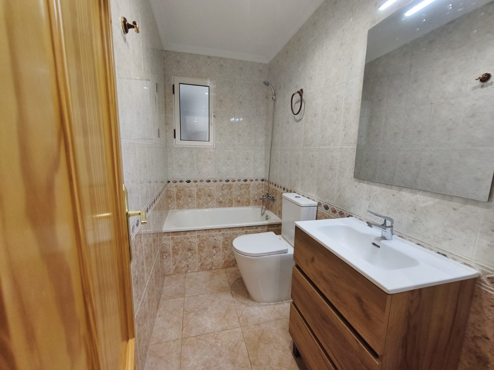 4 Bed, 2 Bath, HouseFor Sale, Benejuzar, Alicante