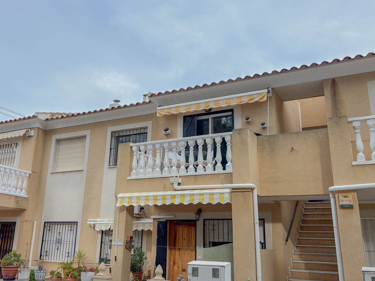 2 Bed, 1 Bath, ApartmentFor Sale, Los Balcones, Alicante