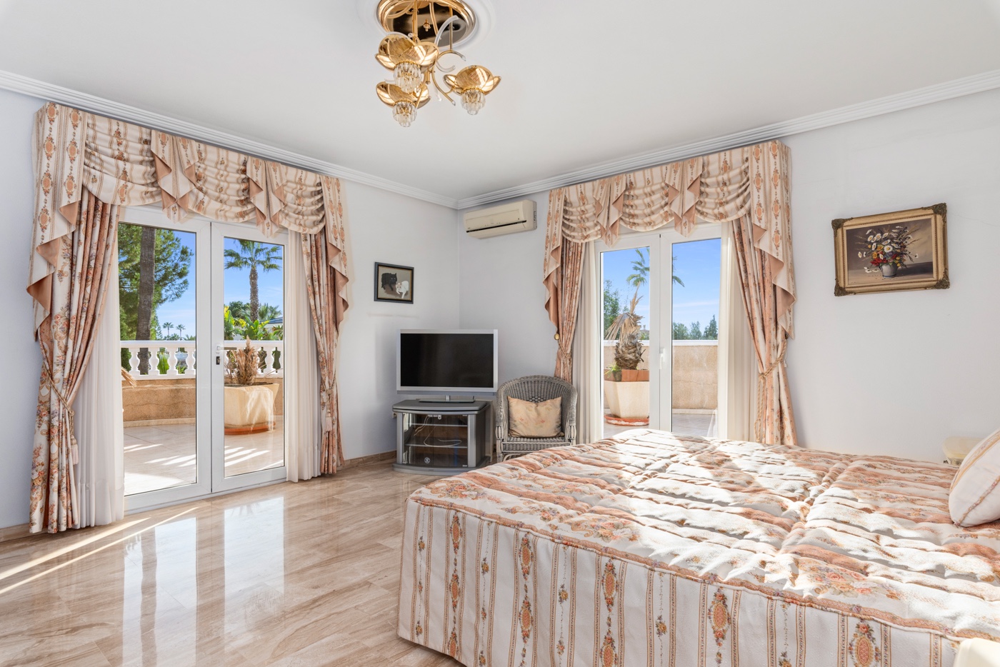 5 Bed, 3 Bath, HouseFor Sale, Ciudad Quesada - Rojales, Alicante