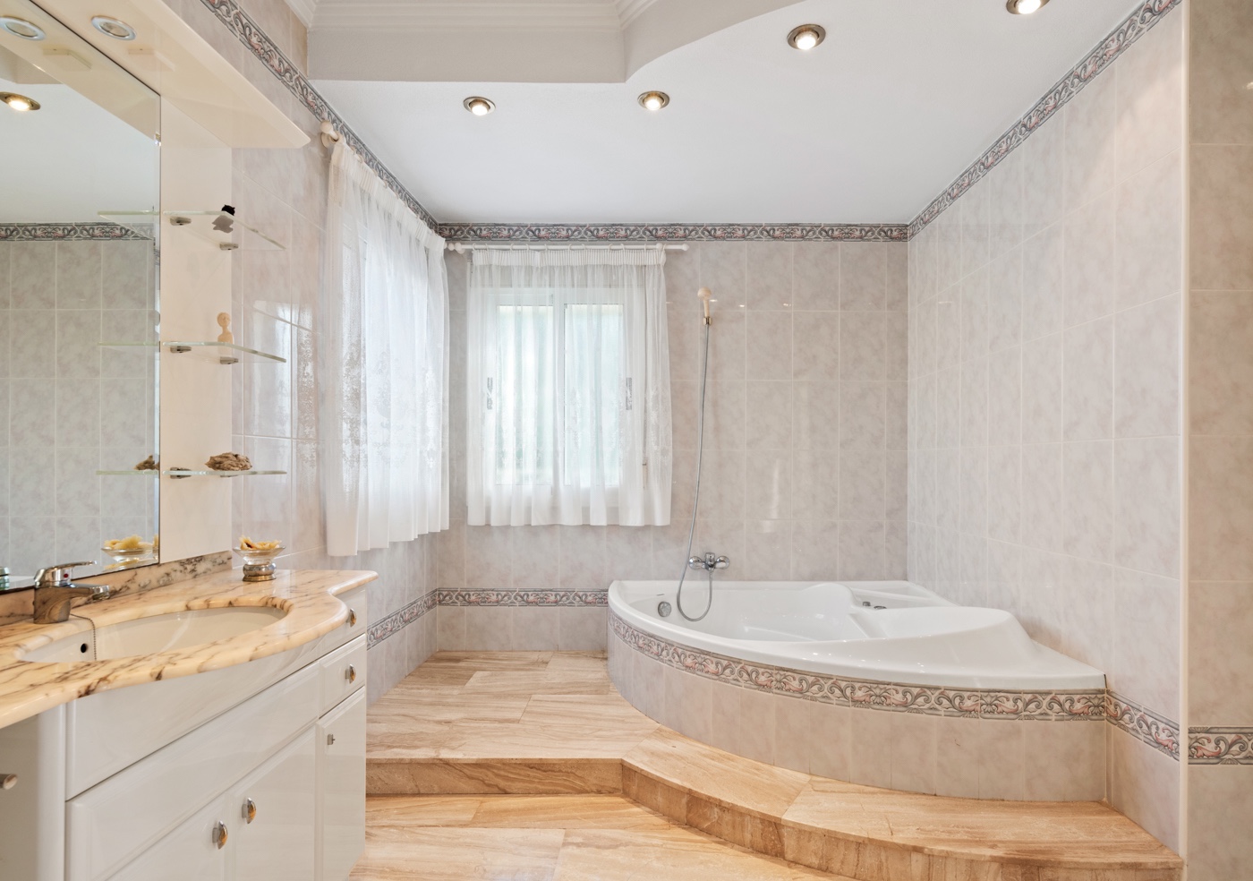 5 Bed, 3 Bath, HouseFor Sale, Ciudad Quesada - Rojales, Alicante