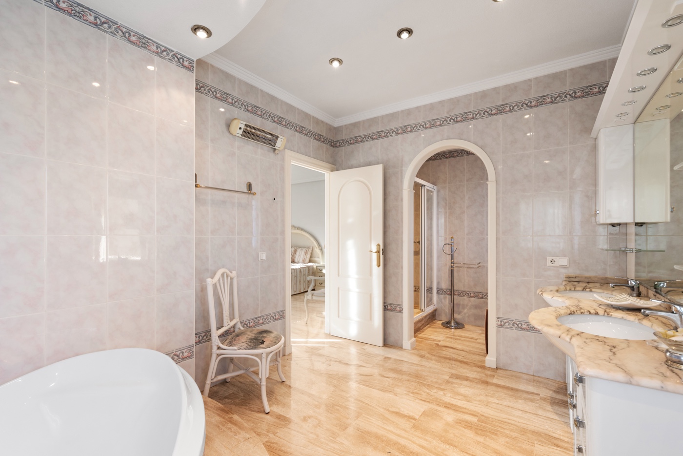 5 Bed, 3 Bath, HouseFor Sale, Ciudad Quesada - Rojales, Alicante