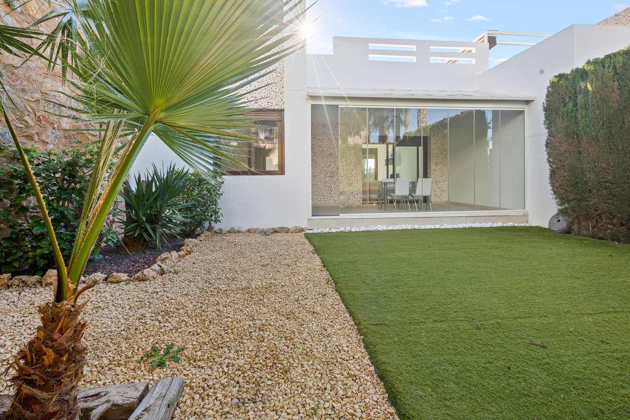 3 Bed, 2 Bath, HouseFor Sale, Algorfa, Alicante